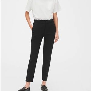 GAP Slim Ankle Pants